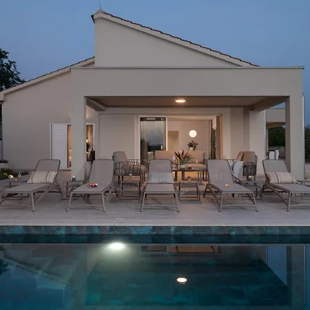 Willa Luxury Petra With Pool Sea View Vrsi