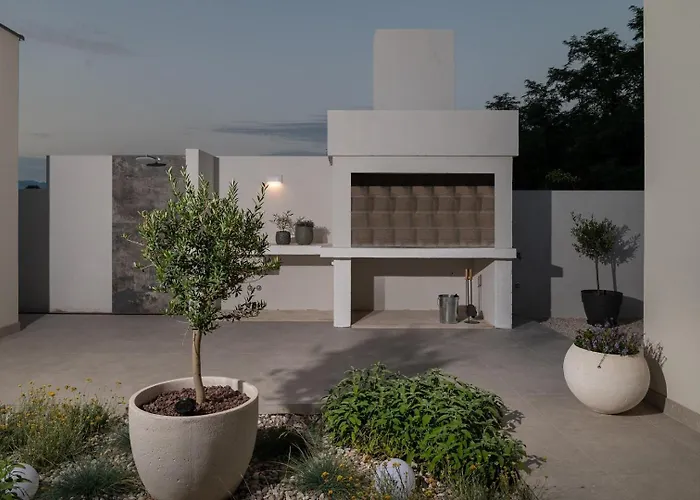 Willa Luxury Petra With Pool Sea View *