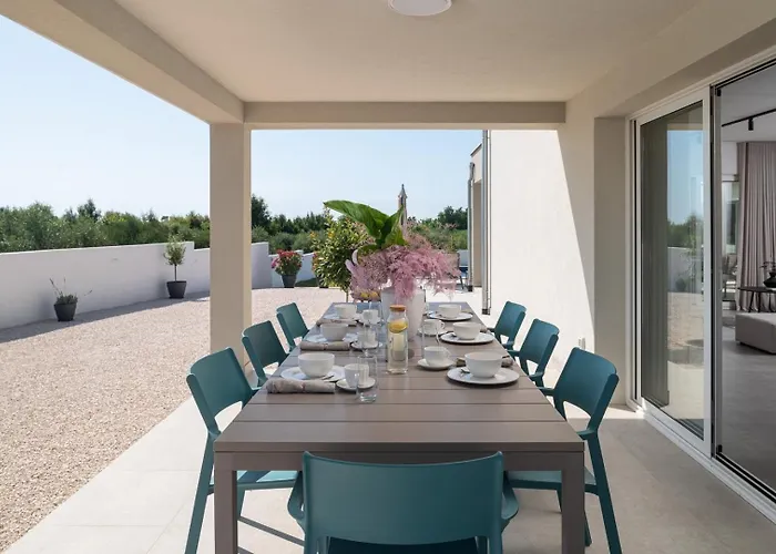 Villa Luxury Petra With Pool Sea View