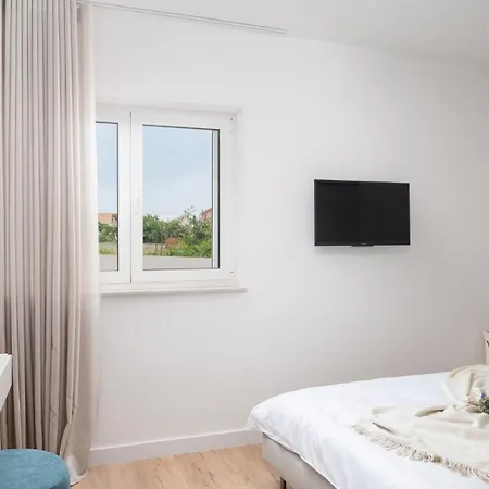 Villa Luxury Petra With Pool Sea View Vrsi