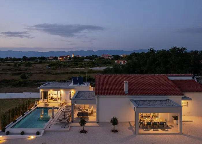Βίλα Luxury Petra With Pool Sea View Vrsi